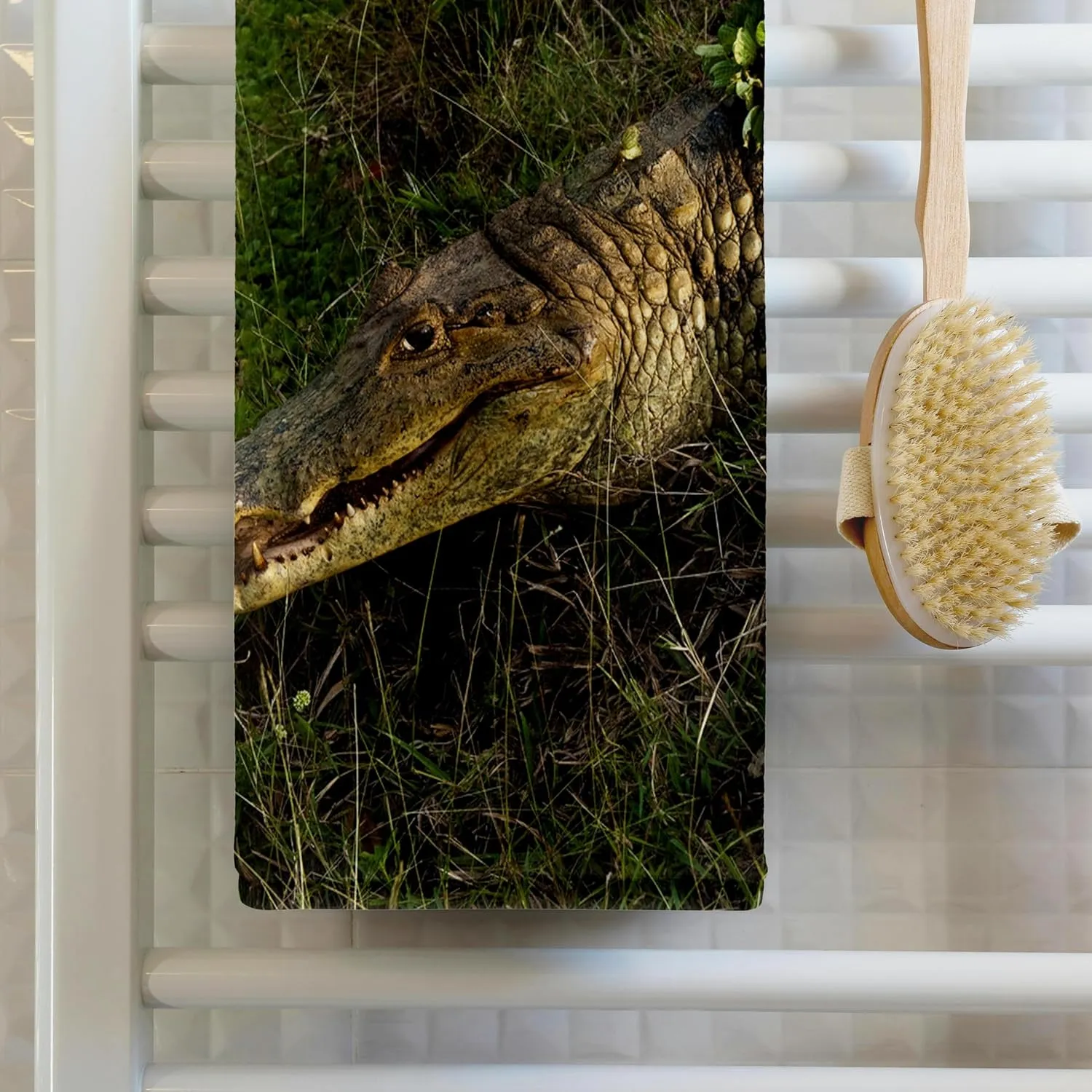 3dRose 22x30 Bath Hand Pool Towel - Brown Caiman Crocodile, Lettuce, Guanrico, Venezuela - SA20 POX0012 - Pete Oxford Crocodiles