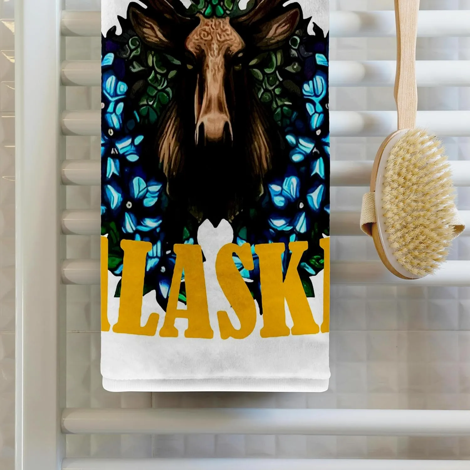 3dRose, Alaska Moose and Alpine Myosotis Flowers, 22x30 Bath Hand Pool Towel
