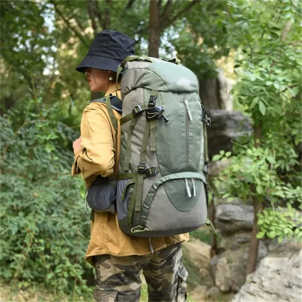 60L Mountaineering Bag Travel Backpack Outdoor Camping Rucksack Men's Backpack(D)