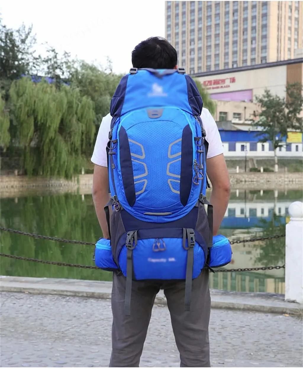 60L mountaineering hiking outdoor men's and women's bag camping mountaineering backpack travel bag(Black)