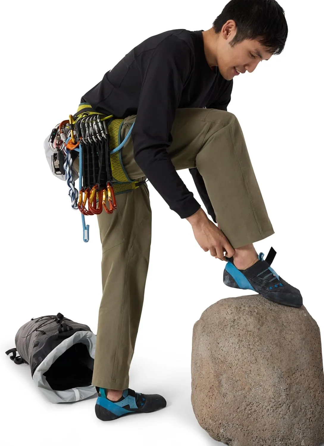 Arc'teryx Cronin Cotton Pant Men's | Bouldering Pant Made for Freedom of Movement