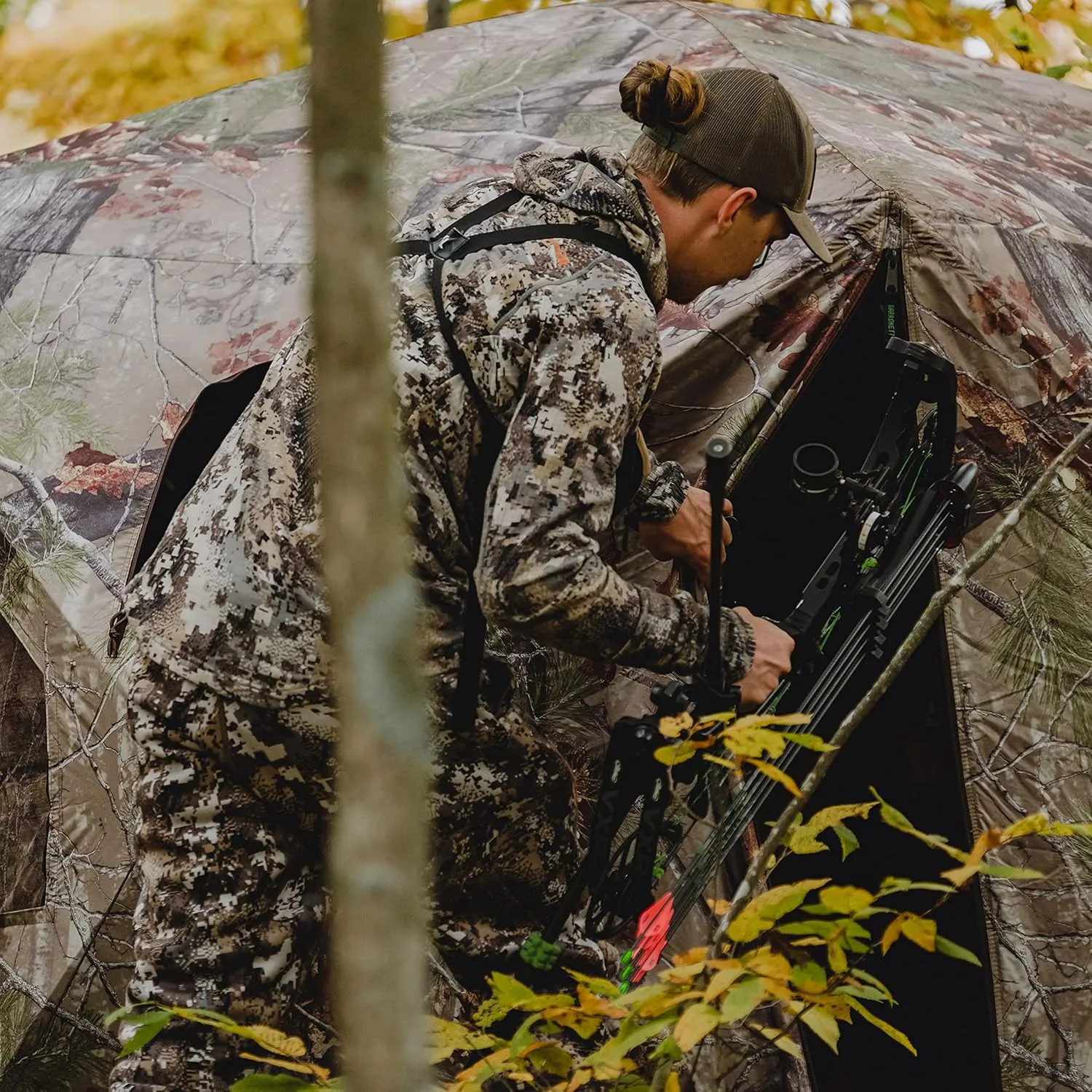 Barronett Blinds® Pentagon™, Portable Hunting Blind, 5-Sided Hub Blind, Huge Interior, Low Profile Windows, 4-Person, 72" x 96" x 96"