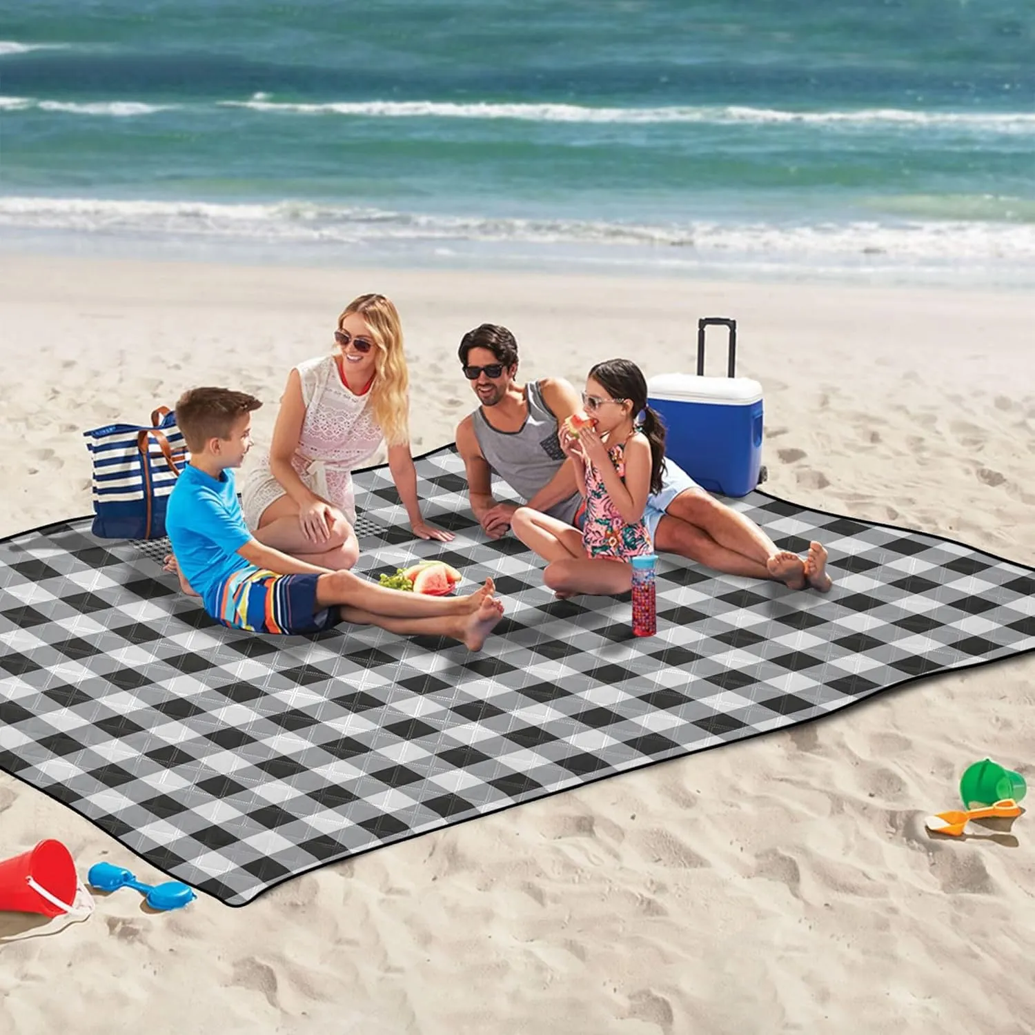 CHIFIGNO Classic Black Gingham Check Plaid Picnic Supplies Foldable Mat no Sand Beach Blanket Waterproof Outdoor Playmat Camping Blanket 80" x 60"
