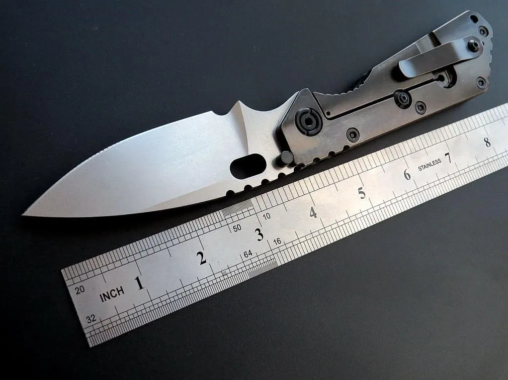 Eafengrow EF225 Pocket Knife Hunting Knives D2 Blade Titanium Handle with Clip EDC Tools Survival (black)