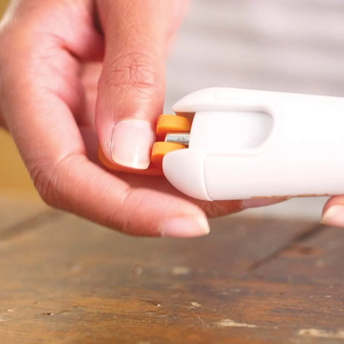 Fiskars Heavy-Duty Easy Change Knife with #2 Blade