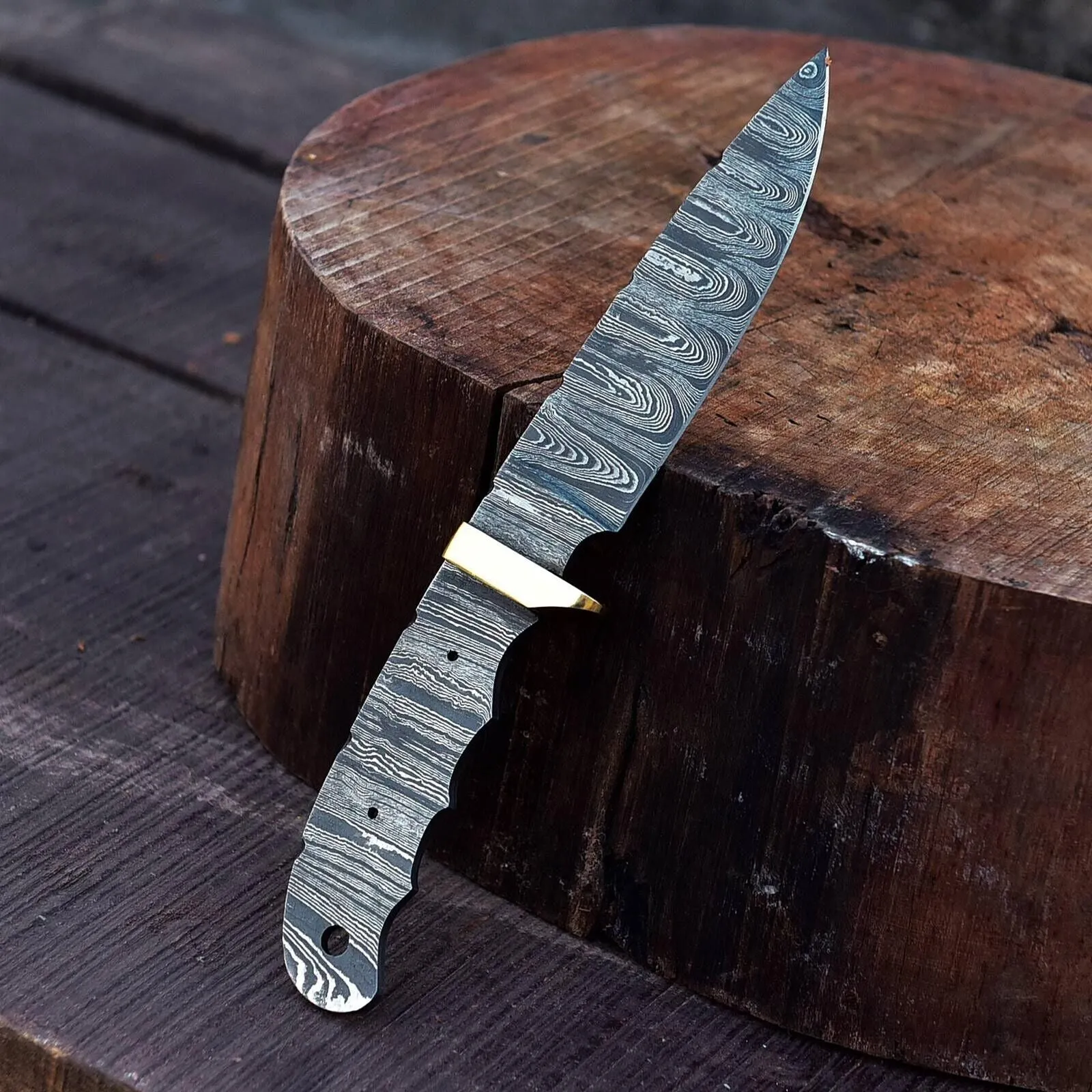 Handmade Damascus Fixed Blade Hunting Knife
