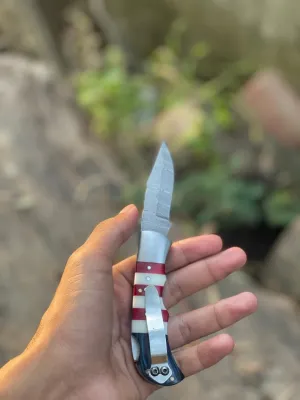 Handmade Damascus Pocket Folding Knife with Leather Sheath and Pocket Clip - American USA Flag Handle Cool Knives for Men - 6.5 Inches Damascus Knife with Back Lock - Best for EDC, Camping, Outdoor