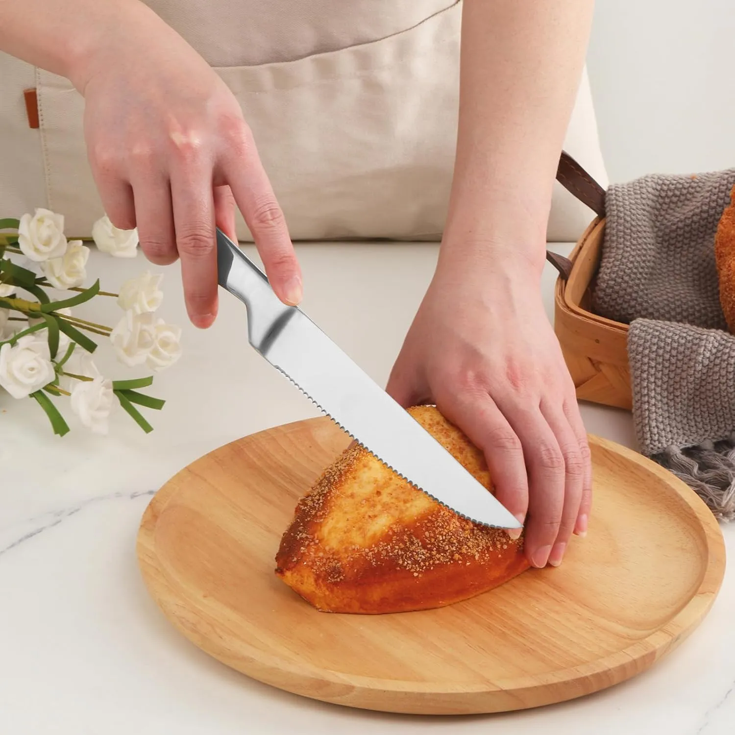 Kitchen Steak Knives Set of 6, 8.6 Inches Heavy Duty Steak Knife Sets, Stainless Steel Non-Stick Silverware Set for Home, Restaurant, Party, Wedding, Dishwasher Safe