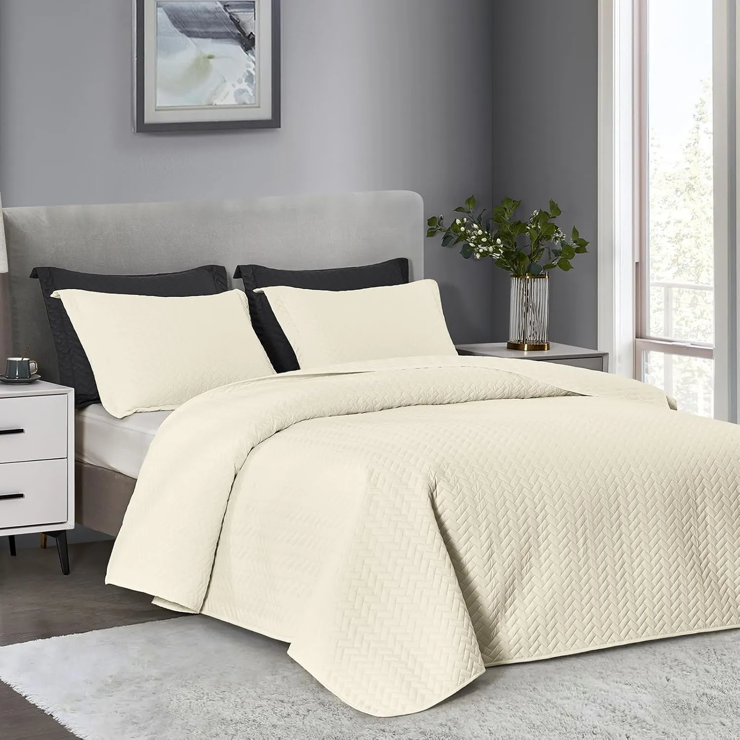 Maple&Stone Quilt Set King Size, Lightweight Off-White Bedspread Ultrasonic Chevron Pattern Light Coverlet for All Season Comforter Bedding Decor - 3 Piece King Bed Cover Sets
