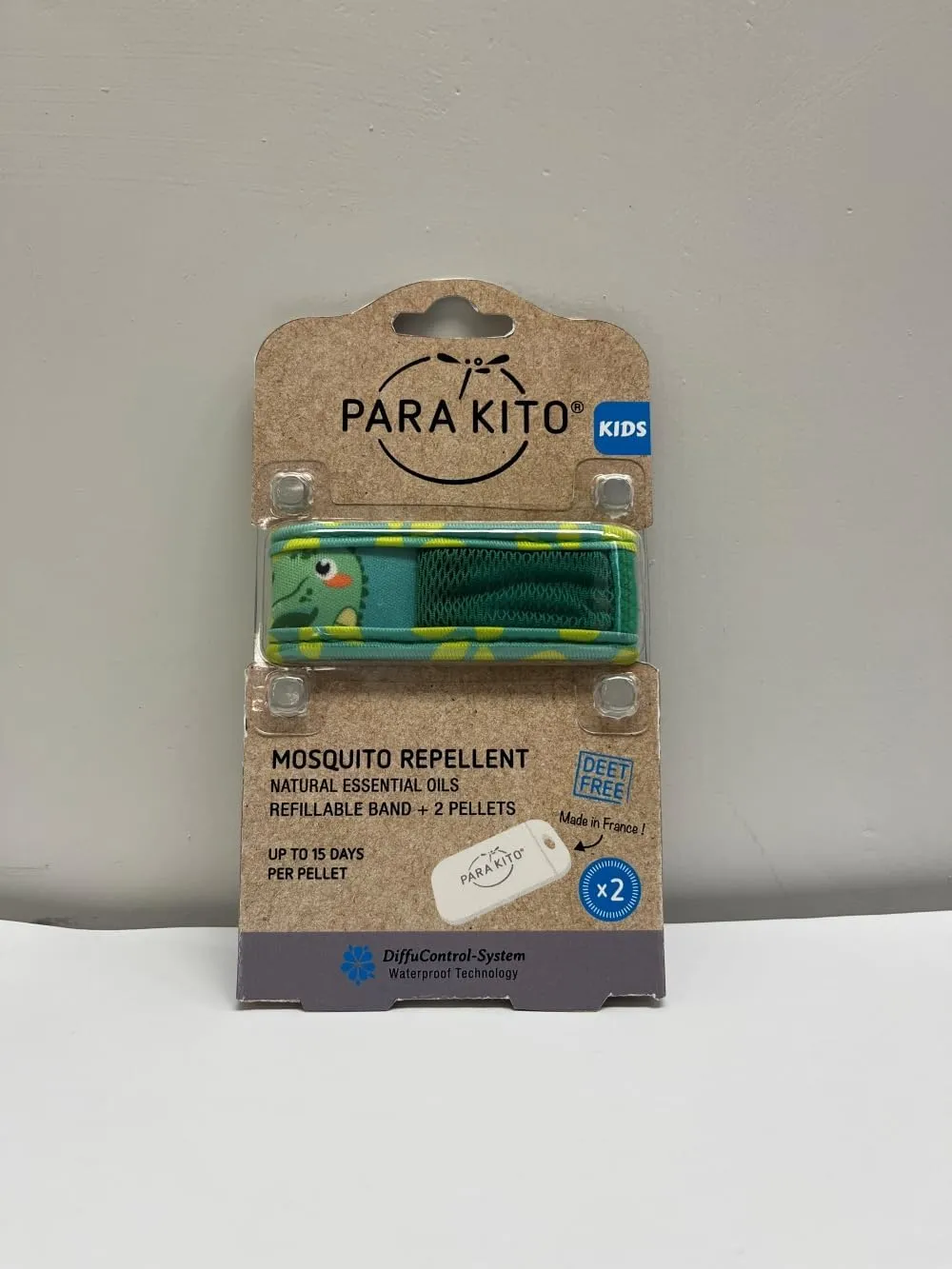 PARA'KITO Bug & Mosquito Bracelets for Kids | Mosquito Spray Alternative | Waterproof, Outdoor Insect Wristband w/Natural Essential Oils | Hiking, Trekking & Camping Accessories (Green Dinosaur)