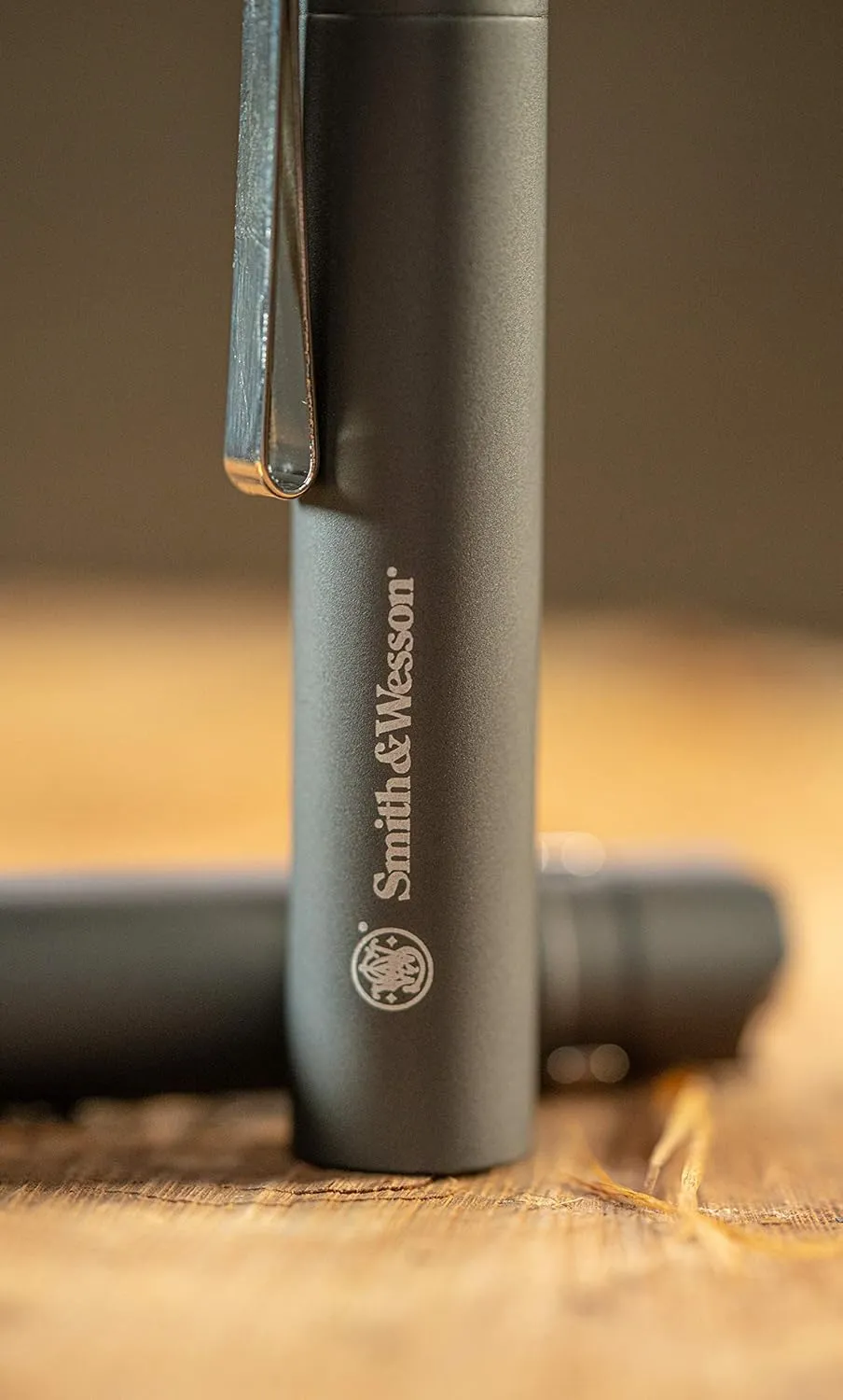Smith & Wesson Night Guard Micro Flashlight with Compact Design, Easy Operation and Heavy Duty Construction for EDC, Work, Survival, Hunting and Outdoor