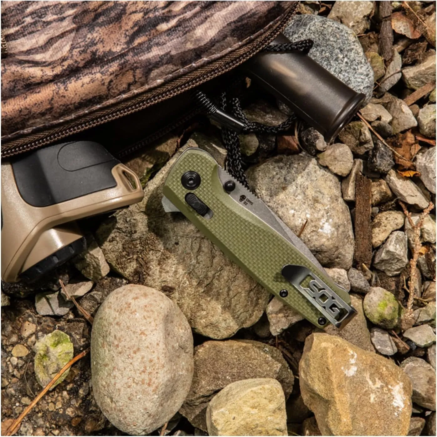 SOG Terminus XR G10 Daily Carry Rugged EDC Ambidextrous Pocket Folding Knives | G10 Handle | Wear-Resistant D2 Steel Blade