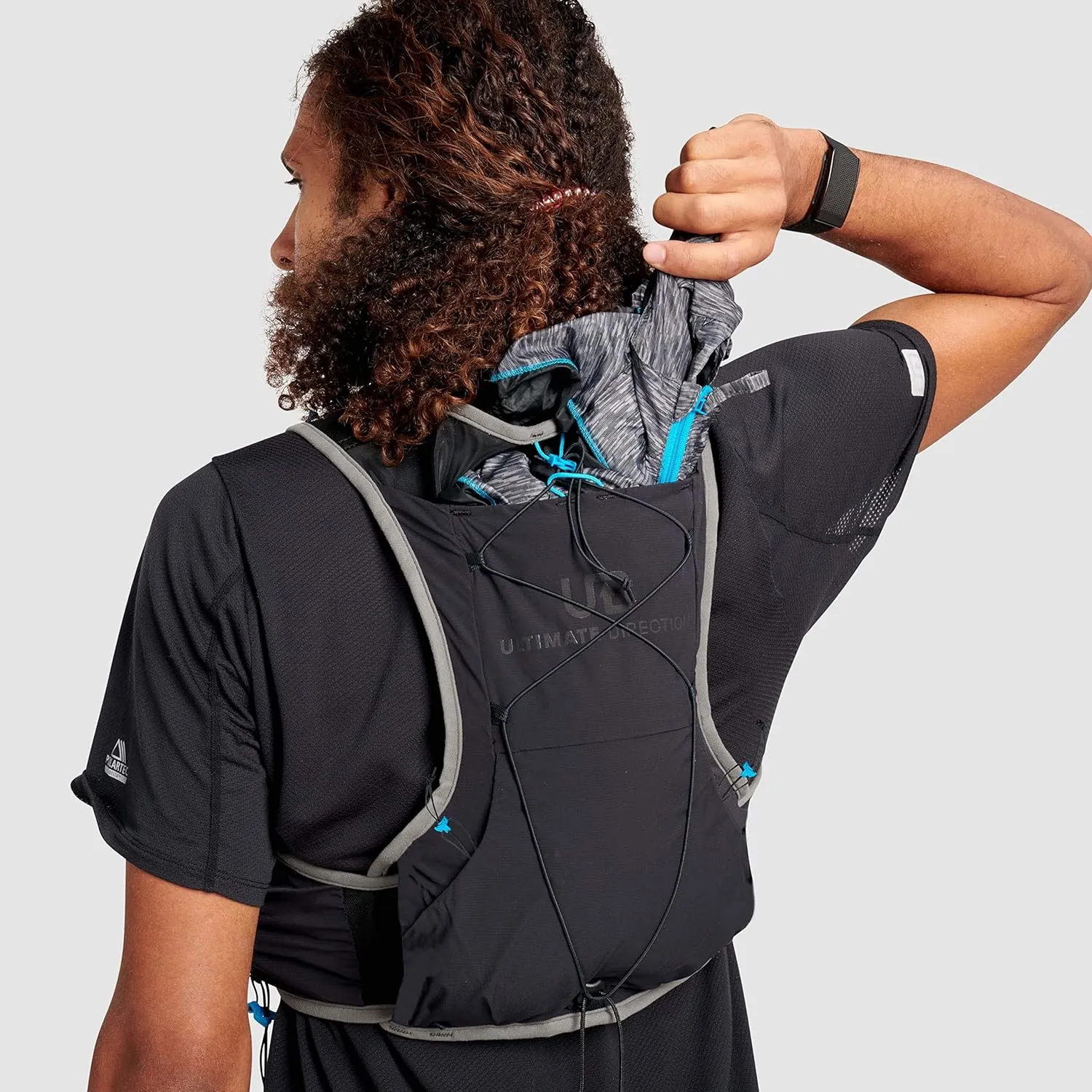 Ultimate Direction Mens Race Vest Signature Series 6.0 for Trail Running