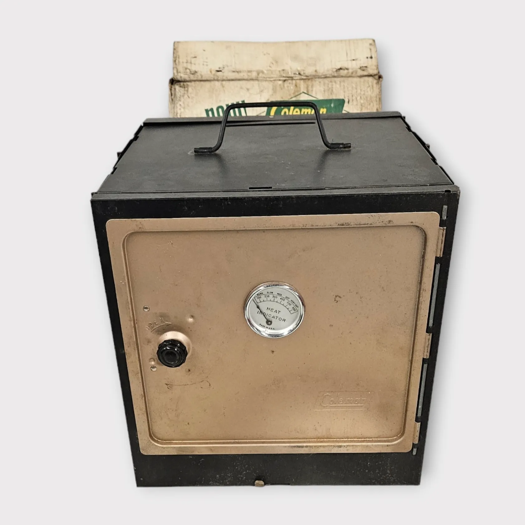 Vintage Folding Coleman Camp Oven Model 5010A-700
